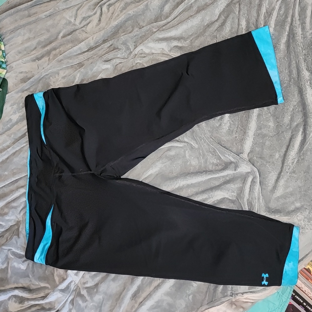 Under Armour Capris - image 1